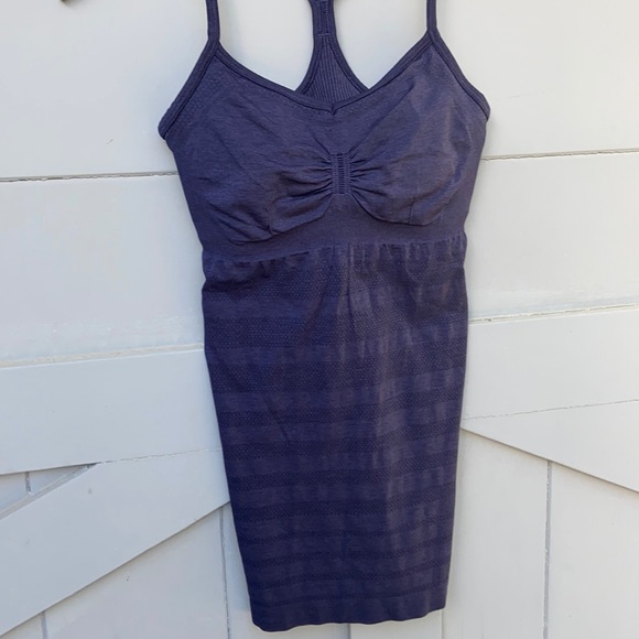 Lululemon Power Y Tech Tank - Picture 3 of 7